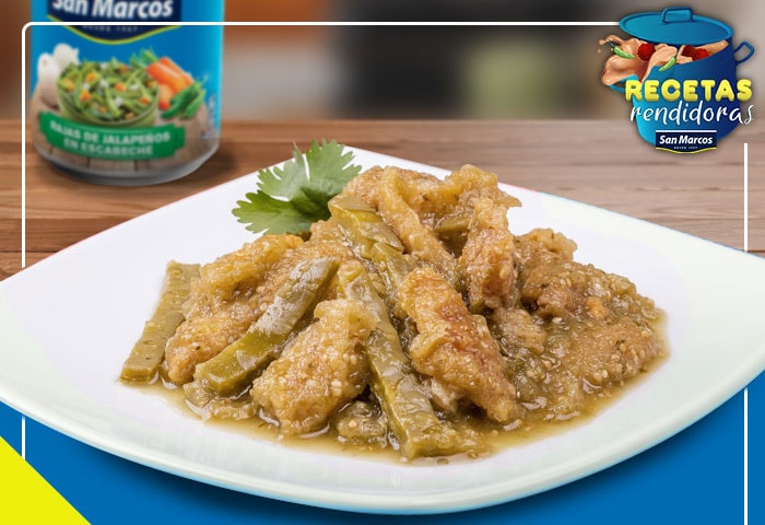 Divino chicharrón en salsa verde