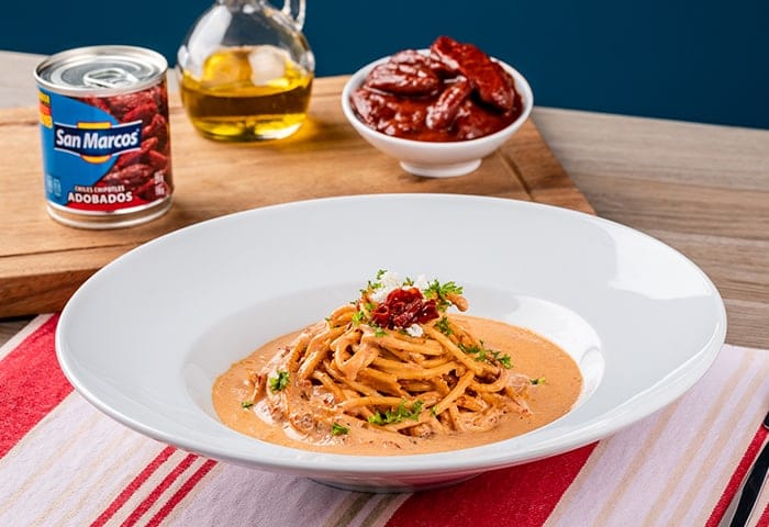 Espagueti al chipotle