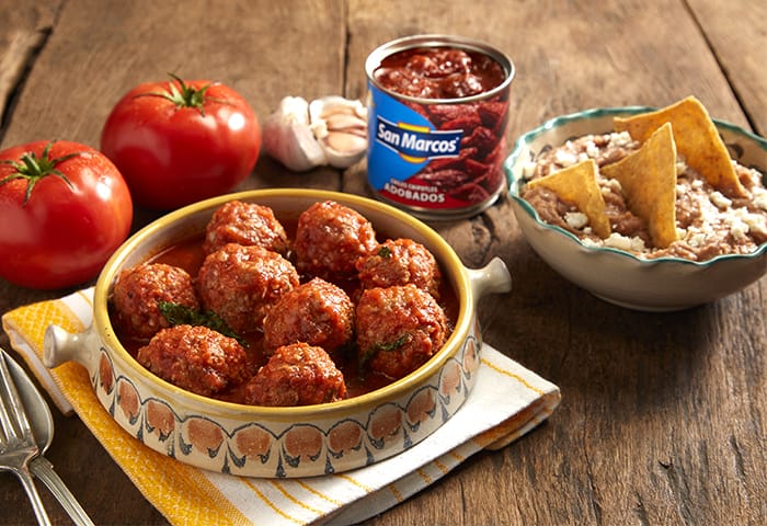 Albóndigas al chipotle