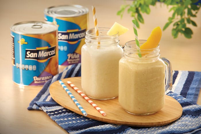 Smoothies de durazno o piña